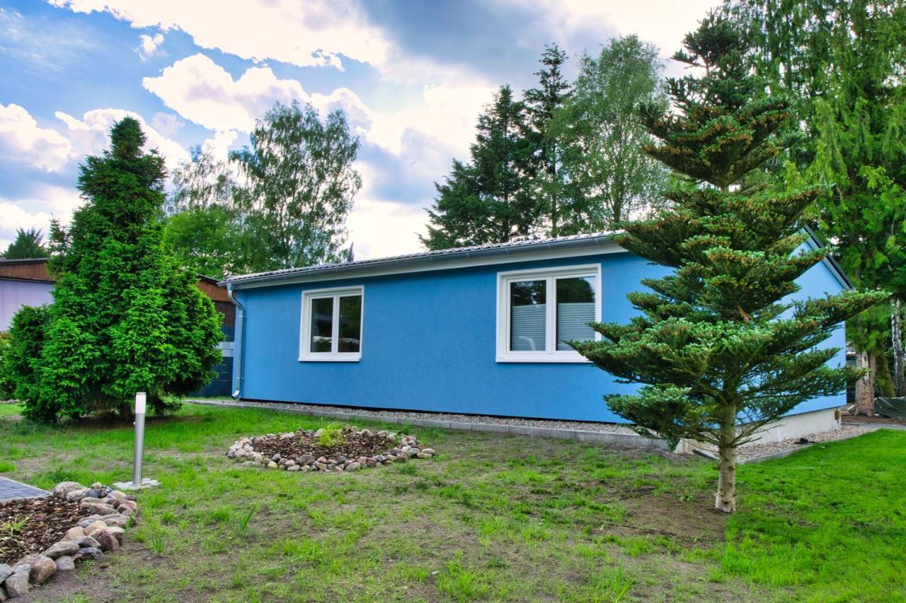 Ferienhaus Waldgefluester 70 Qm I Ueberdachte Terrasse I 2 Schlafzimmer I Strandnah Joachimsthal Luaran gambar