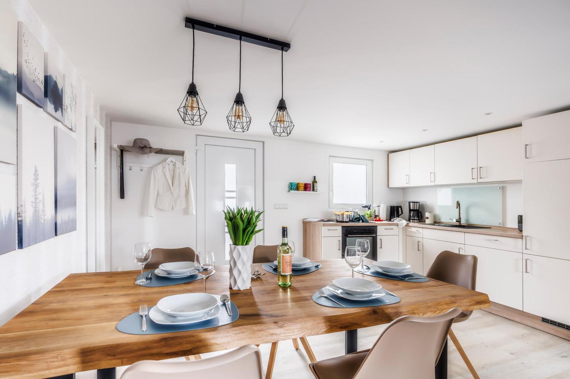 Ferienhaus Waldgefluester 70 Qm I Ueberdachte Terrasse I 2 Schlafzimmer I Strandnah Joachimsthal Luaran gambar