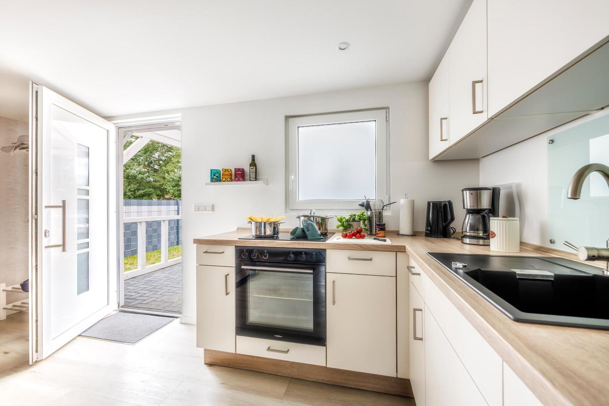 Ferienhaus Waldgefluester 70 Qm I Ueberdachte Terrasse I 2 Schlafzimmer I Strandnah Joachimsthal Luaran gambar